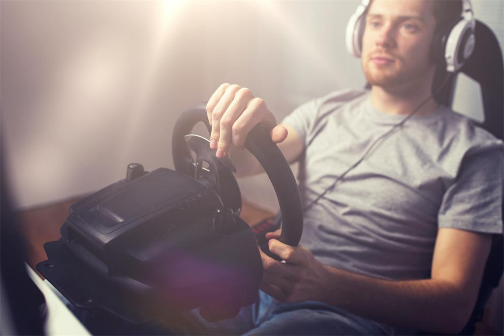 Vozite kao profesionalci - Volani, stolice i Playseat® za sim racing