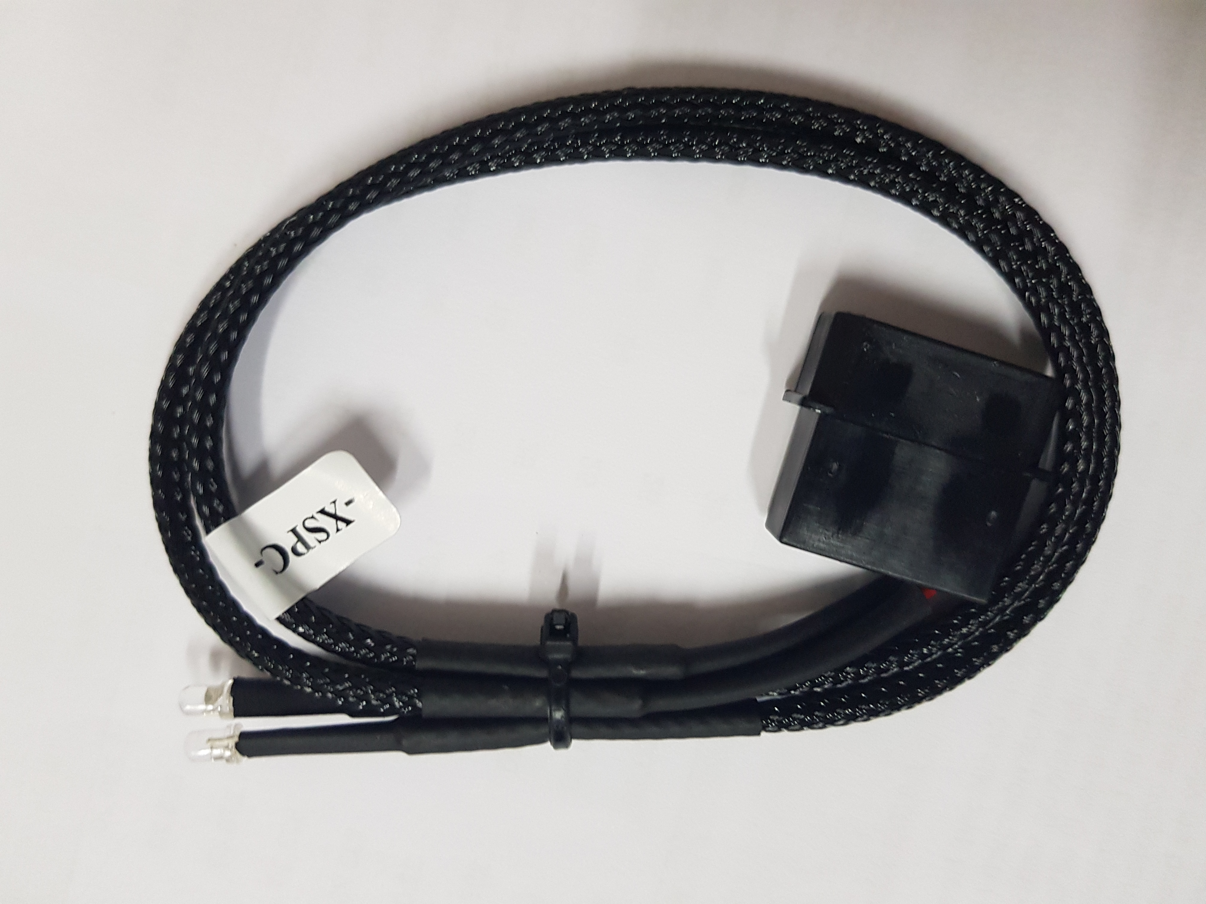 Kabel 2x LED Crveni Twin (ČIŠĆENJE ZALIHA) P/N: MOLE-025