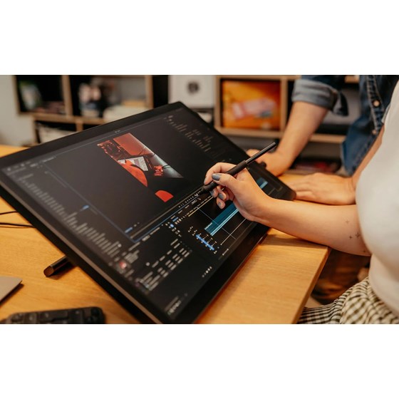 Wacom Cintiq 24