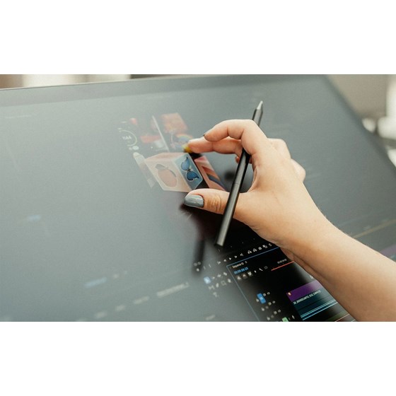 Wacom Cintiq 24 Touch