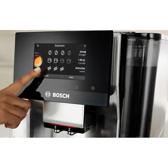 Bosch TQE80703 SER8 potpuno automatski aparat za kavu