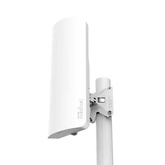 Mikrotik mANTBox 19s, 5GHz 120 degree 19dBi dual polarization sector Integrated antenna with 720Mhz CPU, 128MB RAM, SFP, PSU and PoE, MIK-RB921GS5HPACD19